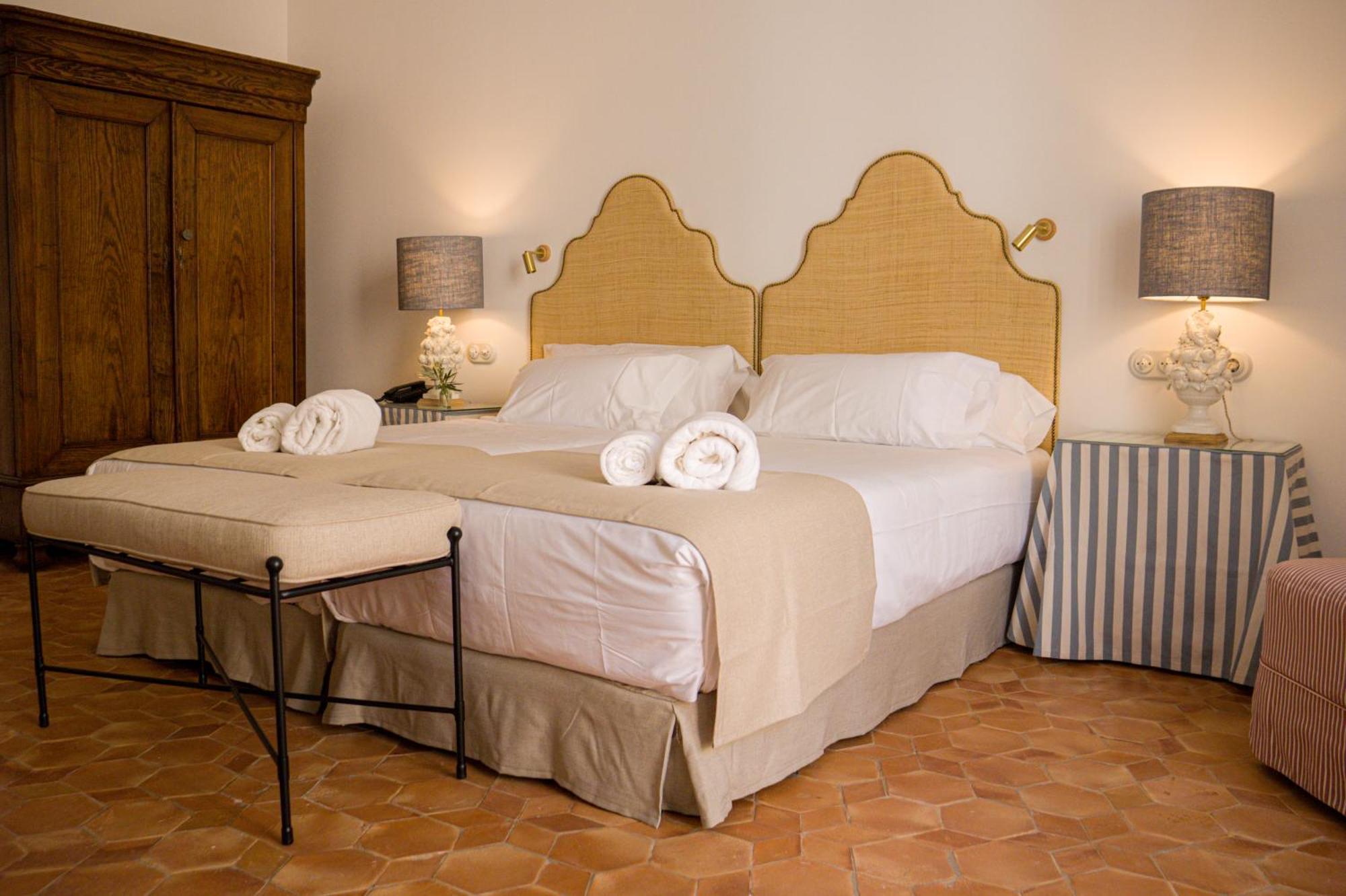 Casa Pizarro Hotel Caceres Exterior photo