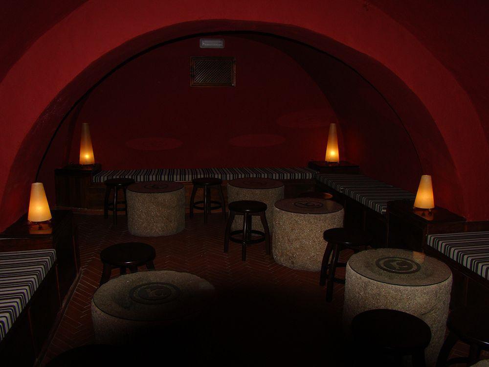 Casa Pizarro Hotel Caceres Exterior photo